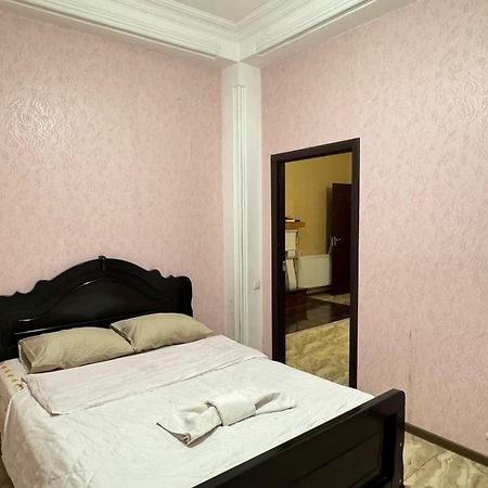 טביליסי Benene'S Apartments מראה חיצוני תמונה